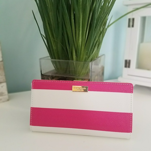 kate spade Handbags - New Kate Spade Stacy wallet